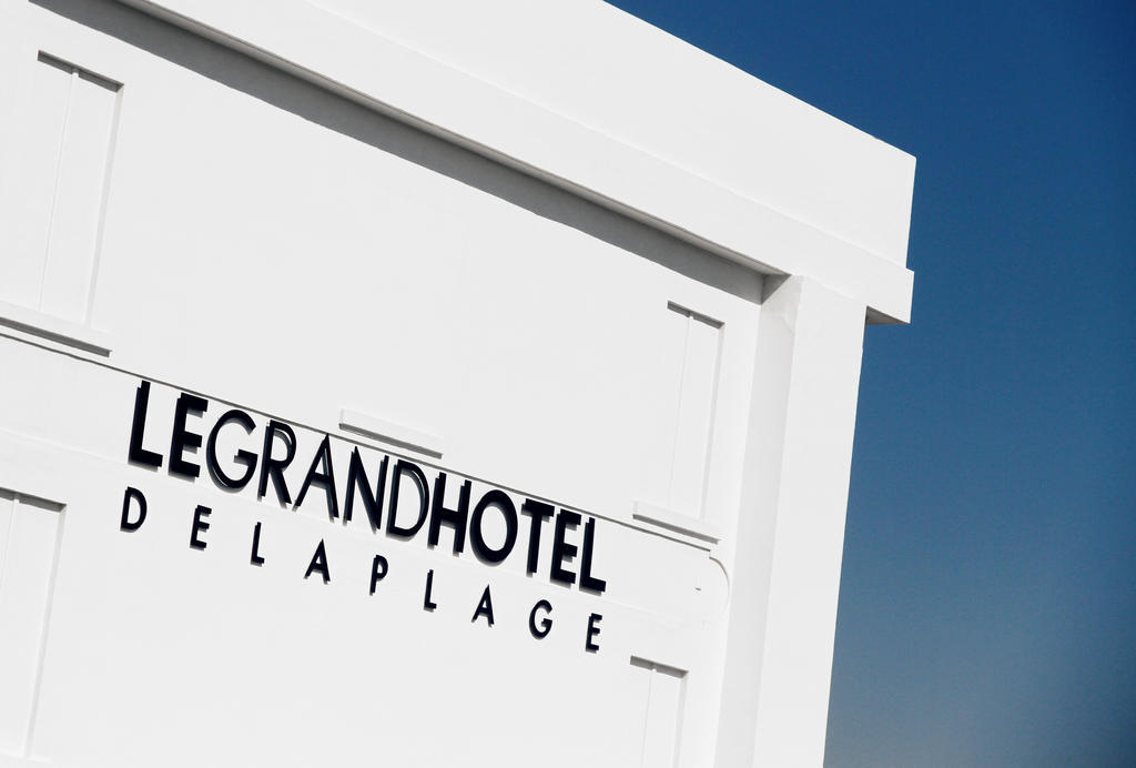 Le Grand Hotel De La Plage Biscarrosse-Plage Exterior photo